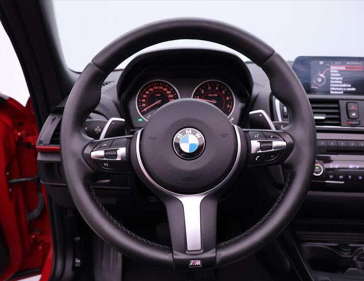 BMW Řada 2 26
