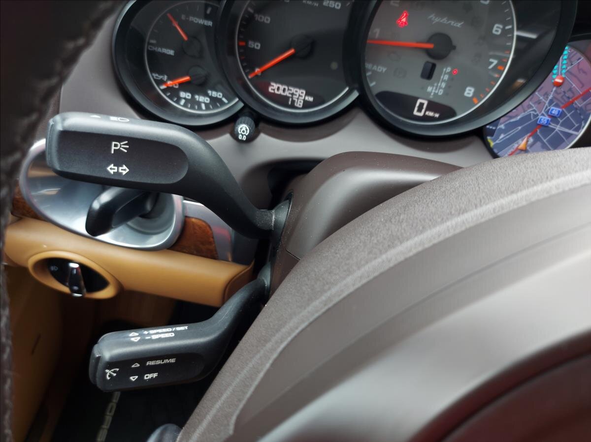 Porsche Cayenne SUV / Terénní 3,0 l 245 kw