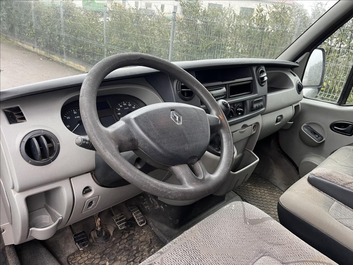 Renault Master Skříň 2,5 l 74 kw