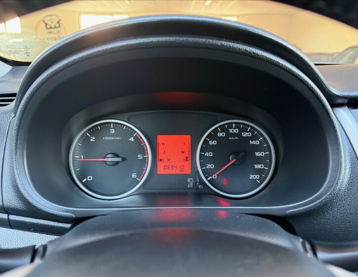 Mitsubishi L200 Pick-up 2,4 l 113 kw