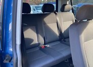 Volkswagen Caravelle 32