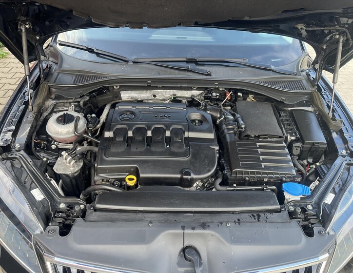 Škoda Superb Kombi 2,0 l 110 kw