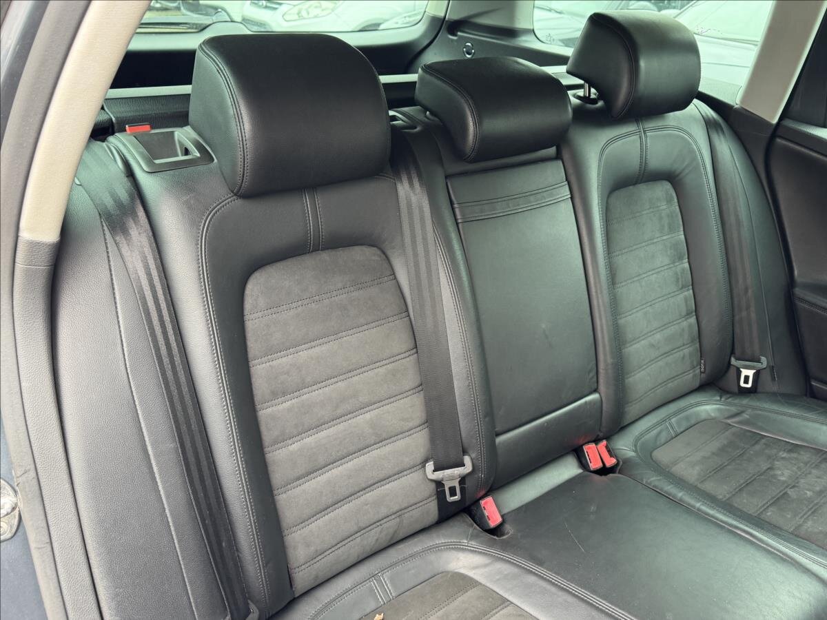 Volkswagen Passat Kombi 2,0 l 103 kw