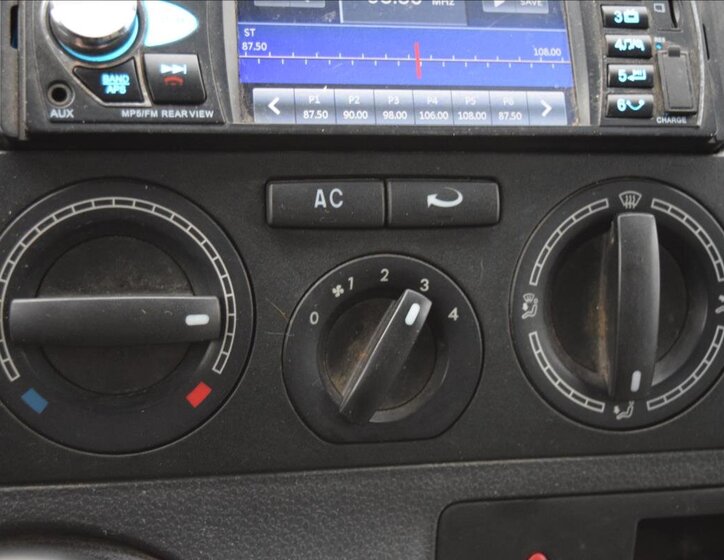 Volkswagen Transporter Kombi 2,5 l 96 kw