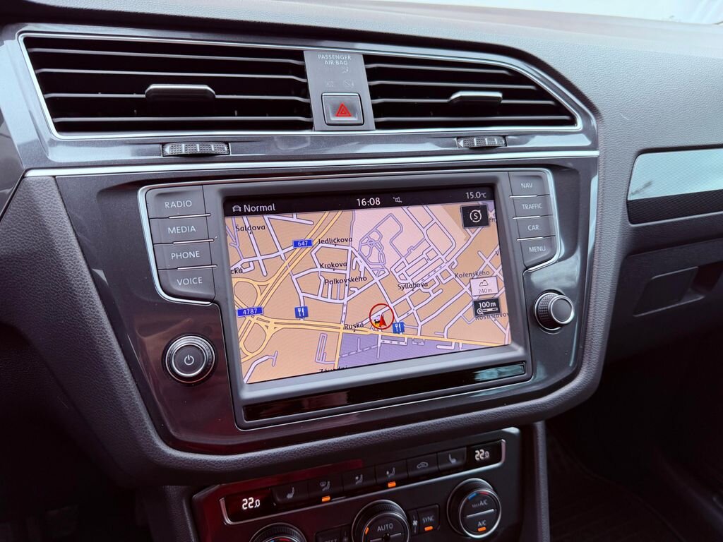 Volkswagen Tiguan SUV / Terénní 2,0 l 110 kw