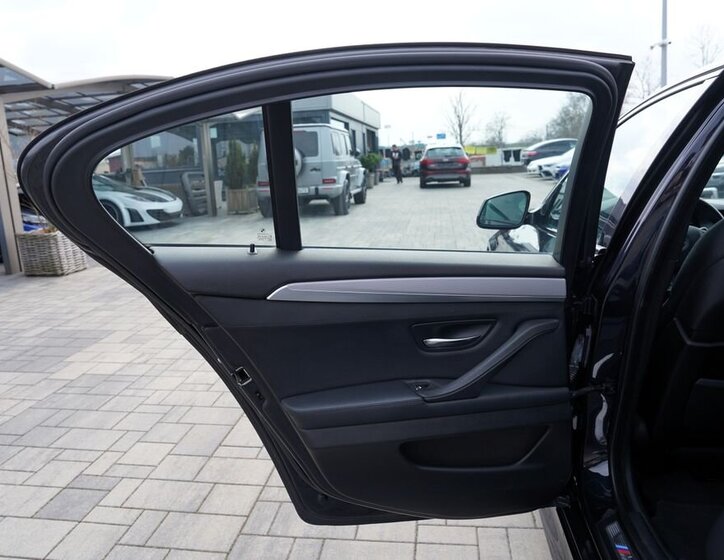 BMW Řada 5 Sedan / Limuzína 3,0 l 190 kw