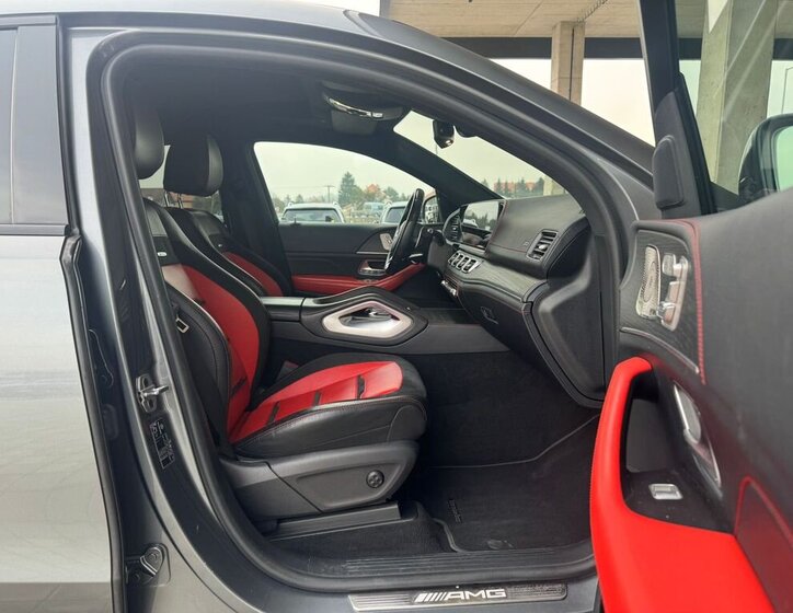 Mercedes-Benz GLE SUV 3,0 l 320 kw