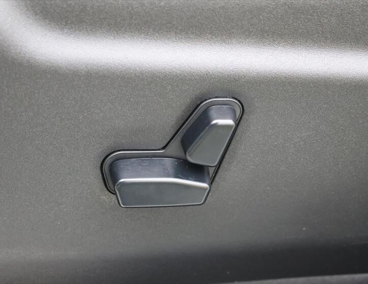 Jeep Grand Cherokee 17