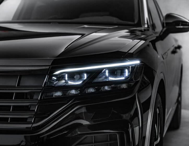 Volkswagen Touareg SUV / Terénní 3,0 l 210 kw