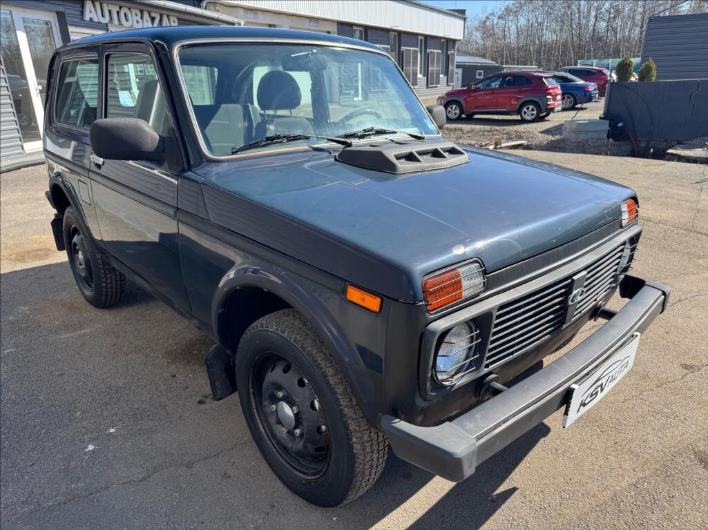 Lada Niva SUV 1,7 l 61 kw