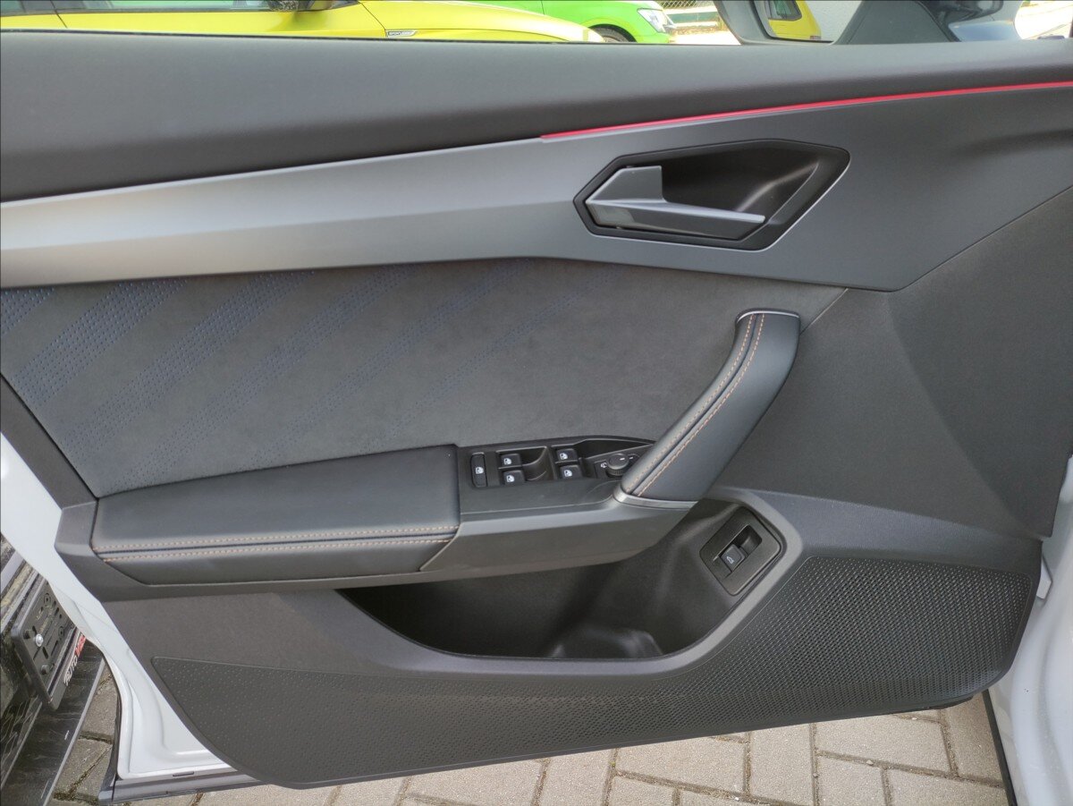 Cupra Formentor SUV / Terénní 2,0 l 245 kw