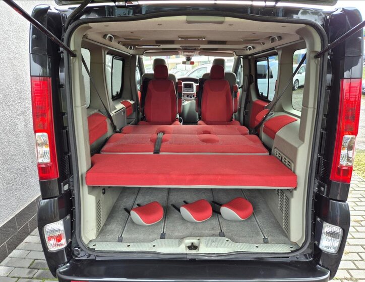 Opel Vivaro VAN / Minibus 2,0 l 84 kw