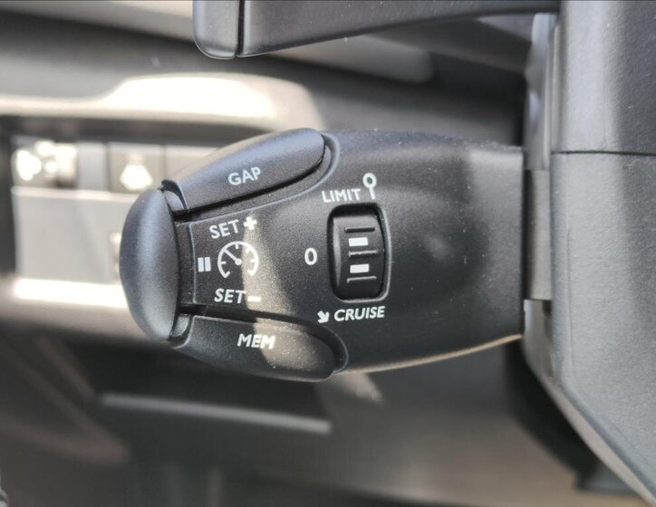 Citroën C5 Aircross SUV / Terénní 1,5 l 96 kw