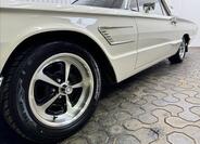 Ford Thunderbird 23