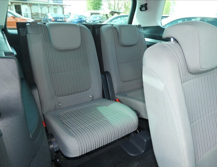 Seat Alhambra MPV 2,0 l 110 kw