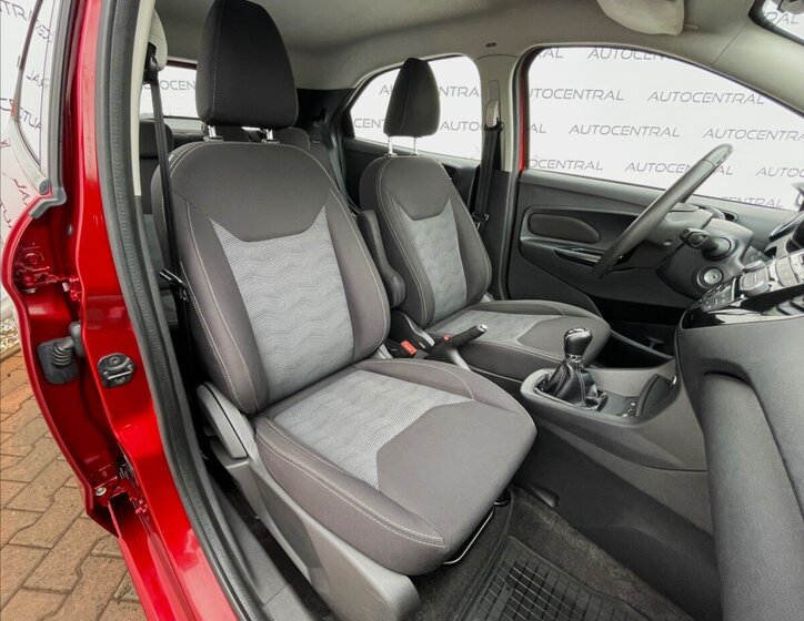 Ford KA PLUS Hatchback 1,2 l 63 kw