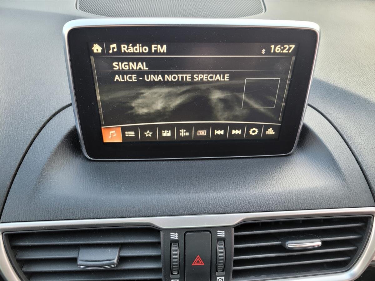 Mazda 3 Sedan / Limuzína 2,0 l 88 kw