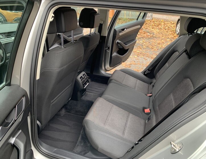 Volkswagen Passat Kombi 2,0 l 110 kw