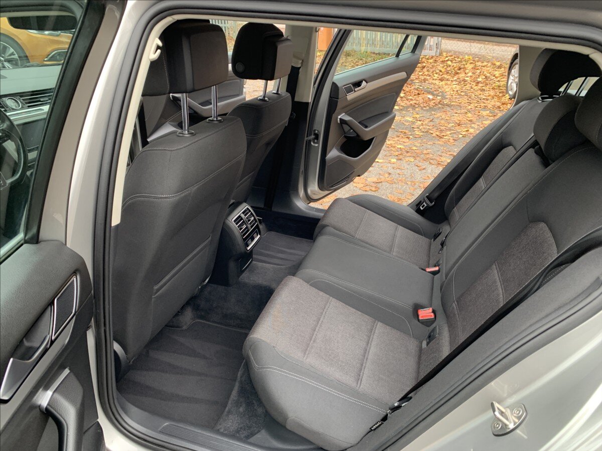 Volkswagen Passat Kombi 2,0 l 110 kw