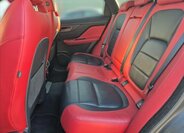 Jaguar F-Pace SUV 3,0 l 221 kw