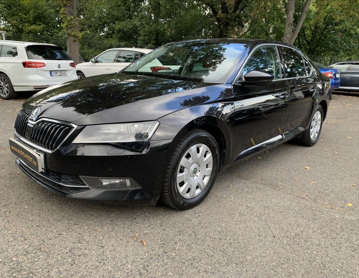 Škoda Superb 1