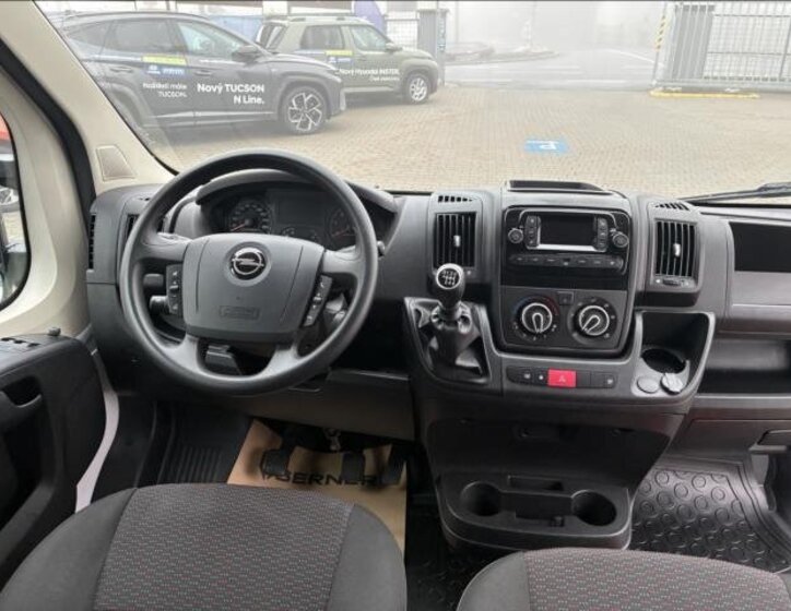 Opel Movano Skříň 2,2 l 103 kw