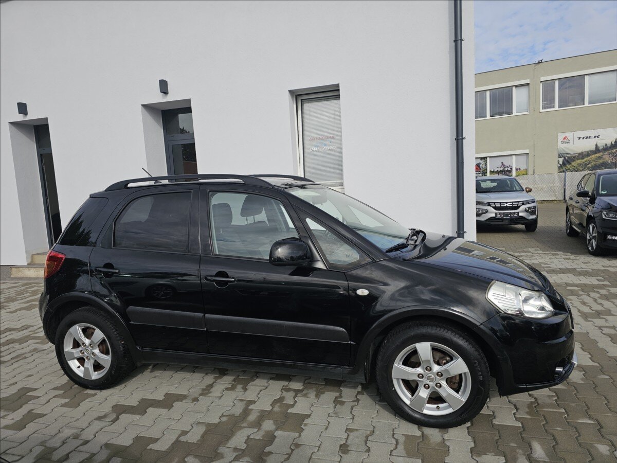 Suzuki SX4 Hatchback 1,6 l 88 kw