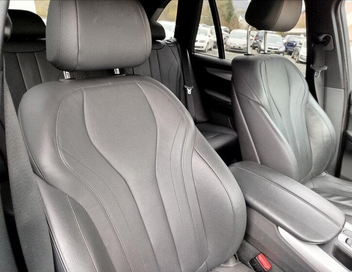 BMW X5 SUV / Terénní 3,0 l 190 kw