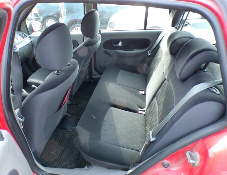 Renault Thalia Sedan 1,1 l 55 kw