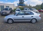Hyundai Accent 8