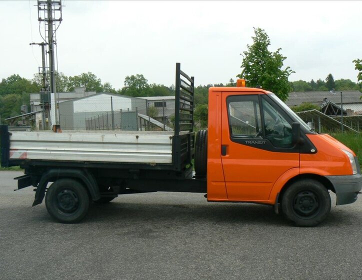Ford Transit 8