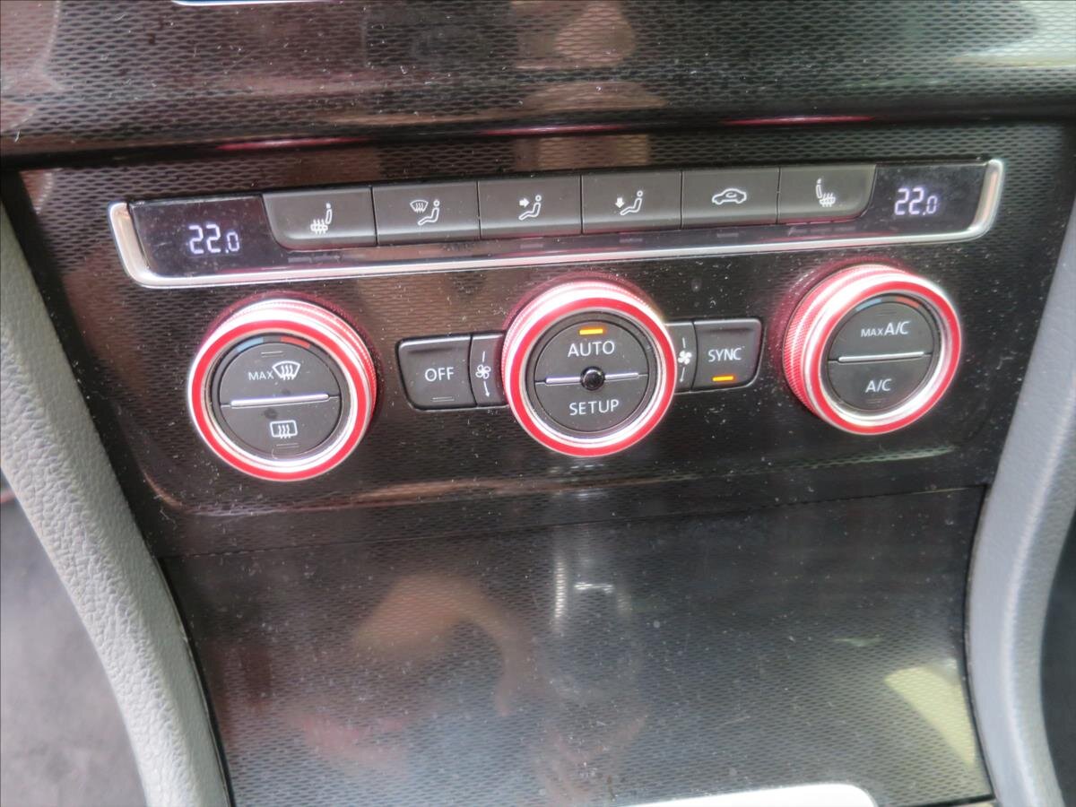 Volkswagen Golf Hatchback 2,0 l 162 kw