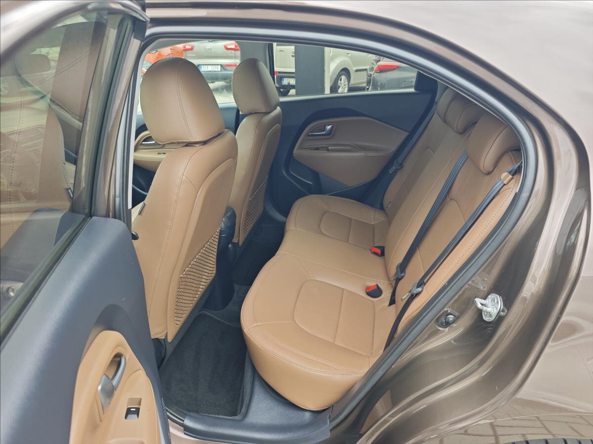 KIA Rio Hatchback 1,4 l 80 kw