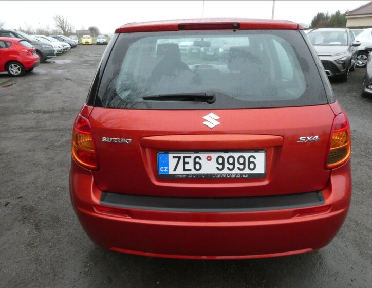 Suzuki SX4 Hatchback 1,6 l 79 kw
