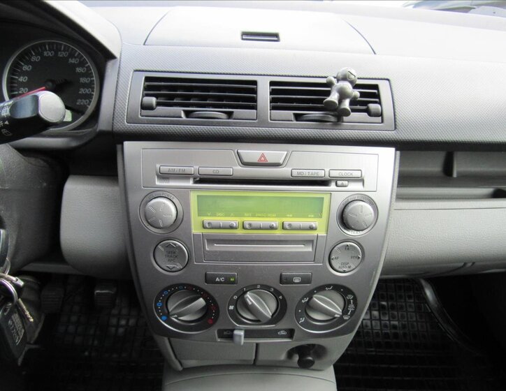 Mazda 2 Hatchback 1,2 l 55 kw