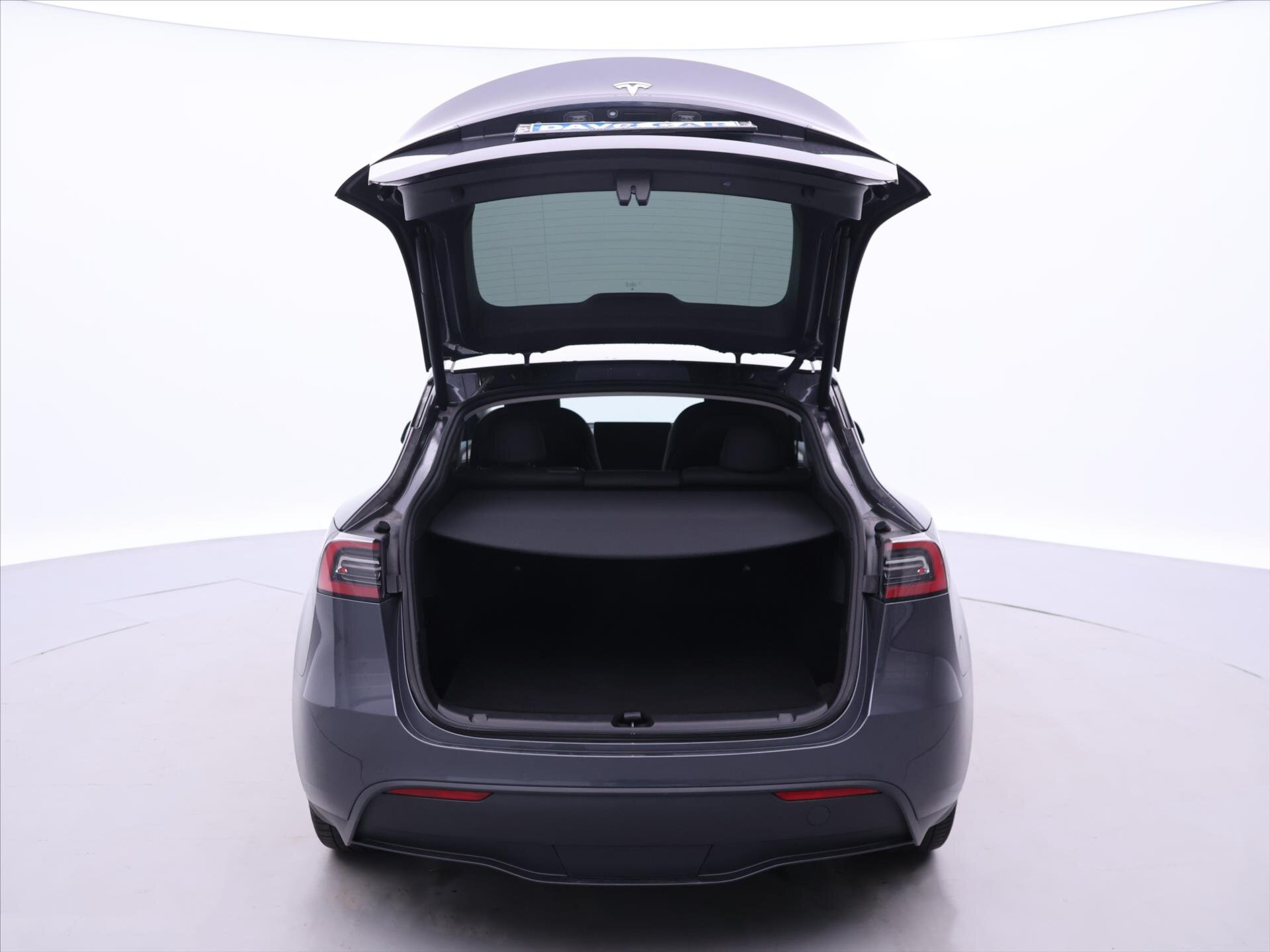 Tesla Model Y SUV / Terénní 0,0 378 kw