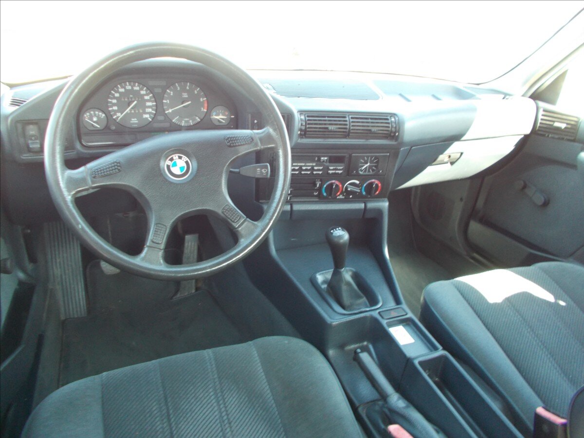 BMW Řada 5 Sedan / Limuzína 2,0 l 95 kw