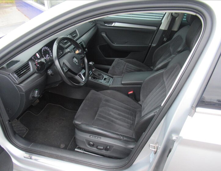 Škoda Superb Kombi 2,0 l 110 kw