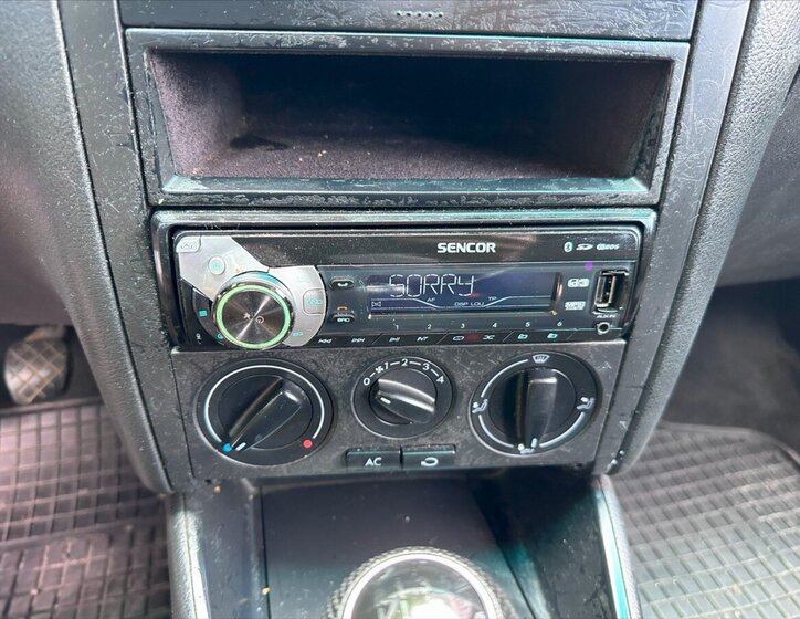 Volkswagen Golf Kombi 1,4 l 55 kw