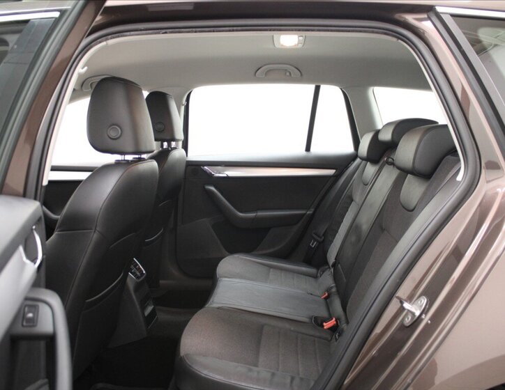 Škoda Octavia Kombi 2,0 l 110 kw