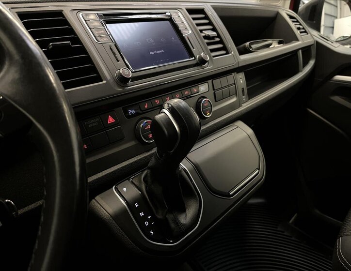 Volkswagen Multivan MPV 2,0 l 110 kw