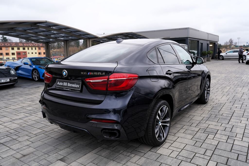 BMW X6 SUV / Terénní 3,0 l 280 kw
