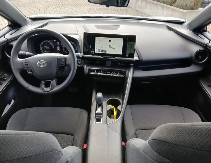 Toyota C-HR SUV / Terénní 1,8 l 72 kw