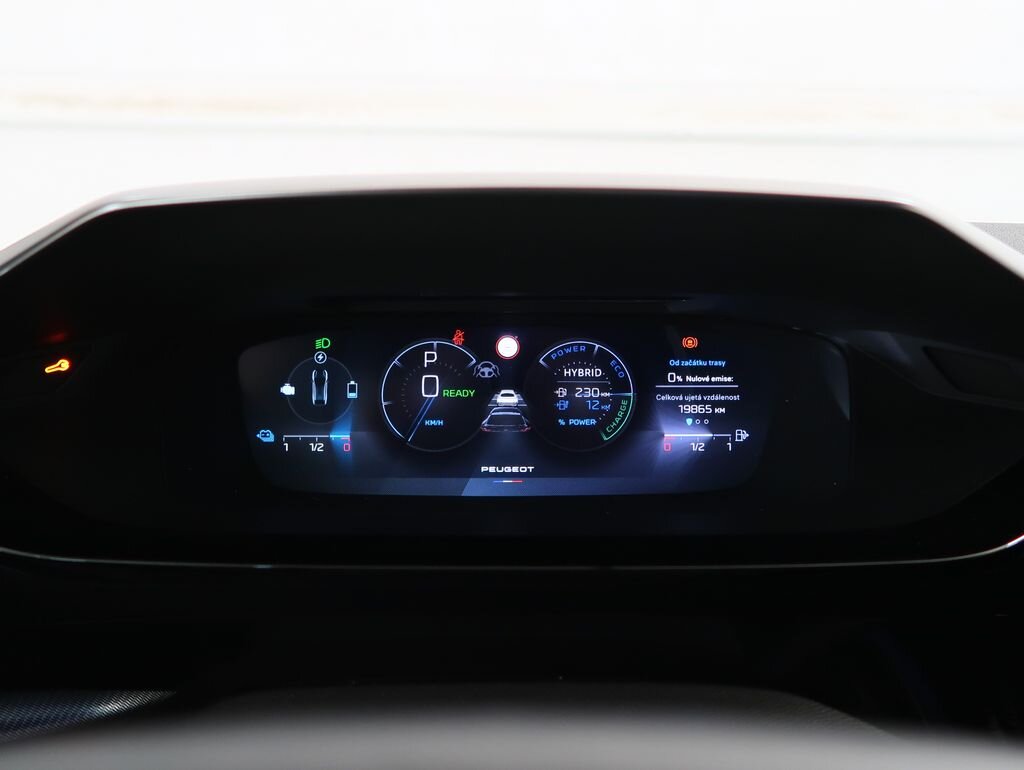 Peugeot 408 Liftback 1,6 l 133 kw