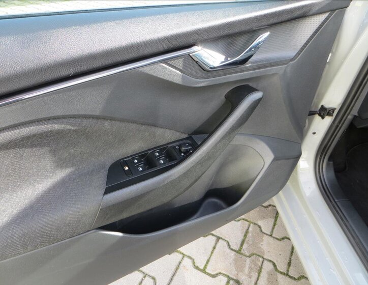 Škoda Scala Hatchback 999,0 81 kw