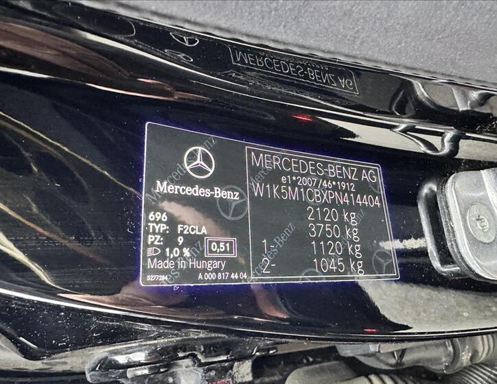 Mercedes-Benz CLA 12