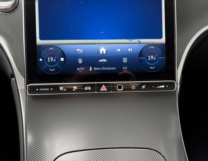 Mercedes-Benz GLC SUV / Terénní 2,0 l 145 kw