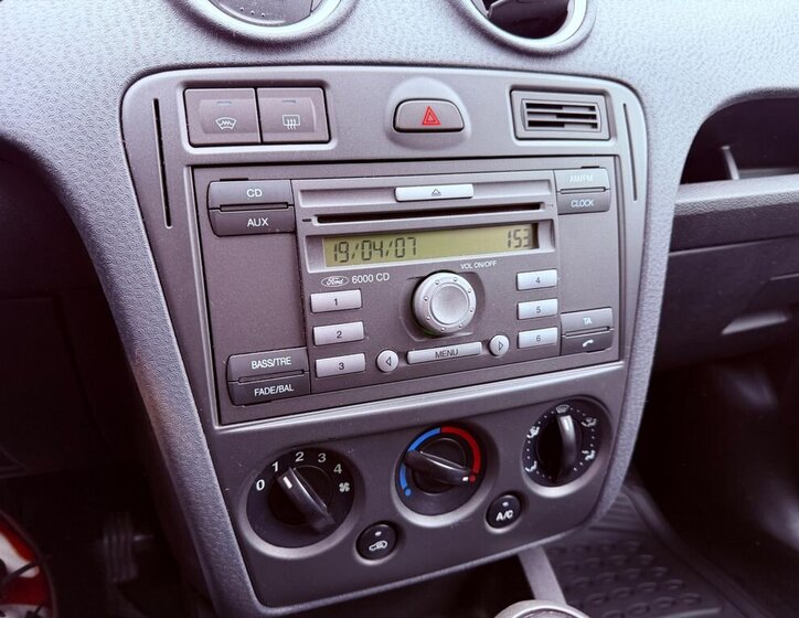 Ford Fusion Hatchback 0,0 59 kw