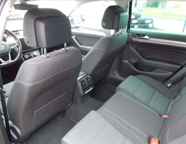 Volkswagen Passat Kombi 2,0 l 110 kw