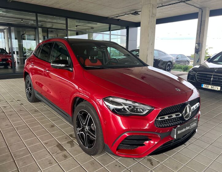 Mercedes-Benz GLA 3
